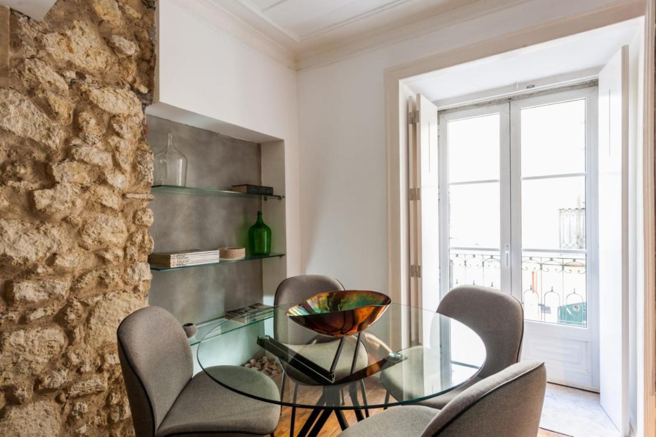 Living Bairro Alto II Apartment Lisbon Luaran gambar